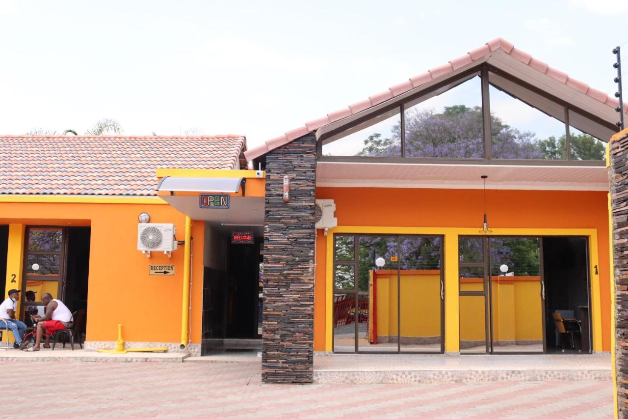 Princess Lodge Rustenburg Exteriör bild